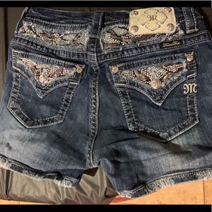 Miss me shorts size 29